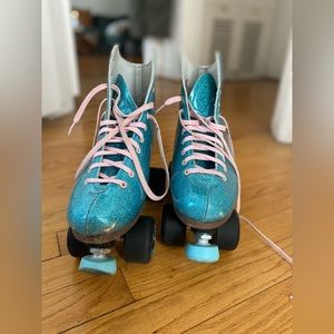 Sure grip stardust blue roller skates